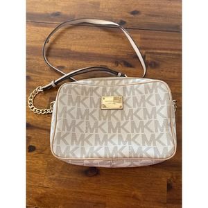 Michael Kors Crossbody